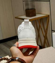 Picture of Louis Vuitton Shoes _SKULVsz38-44mnf0310016967